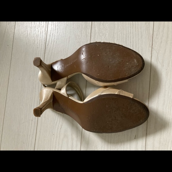 3 pairs women’s dress shoes - Picture 8 of 13